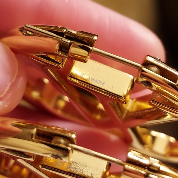 Large hoop earrings - Picture 2 of 5